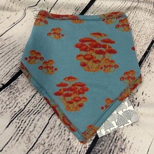 Kate Quinn Red Mushroom Bunch Bib NWT